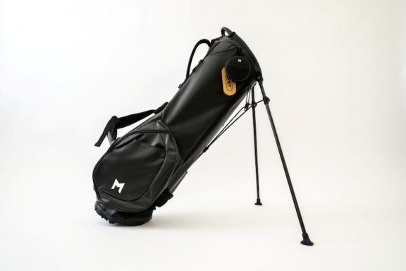 MNML MR2 Stand Bag