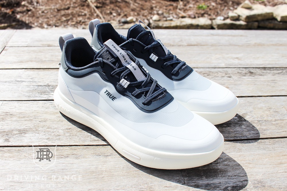 Pebax foam tech makes the @truelinkswear Antigravity a real standout for walkers offering impressive energy return & a lightweight feel that stays stable through every swing. ⛳️👟 Full details at the link in bio!
.
#golf #golflife #enjoythewalk #golfreview Instagolf